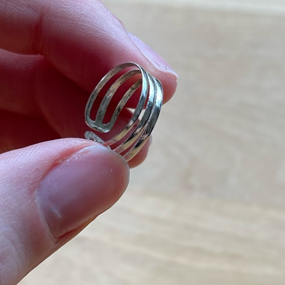 STERLING SILVER ADJUSTABLE RING